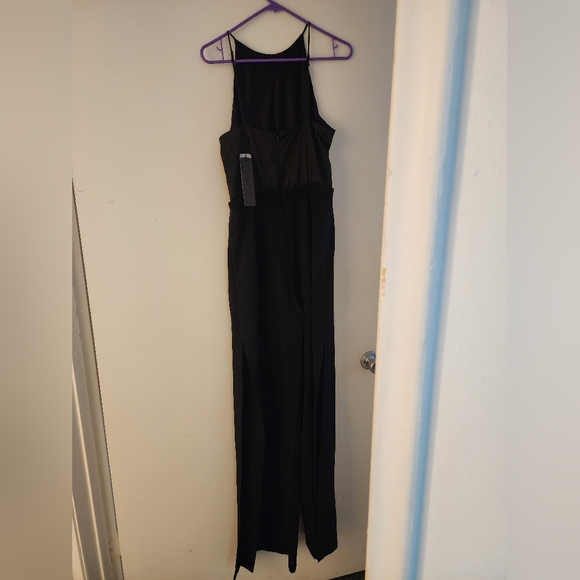 Women jump suit - Picture 11 of 12